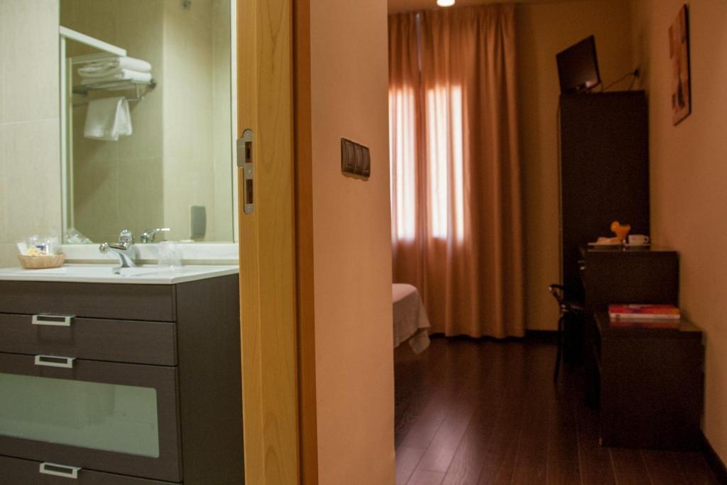 Hotel El Sueno De Jemik La Roda Esterno foto